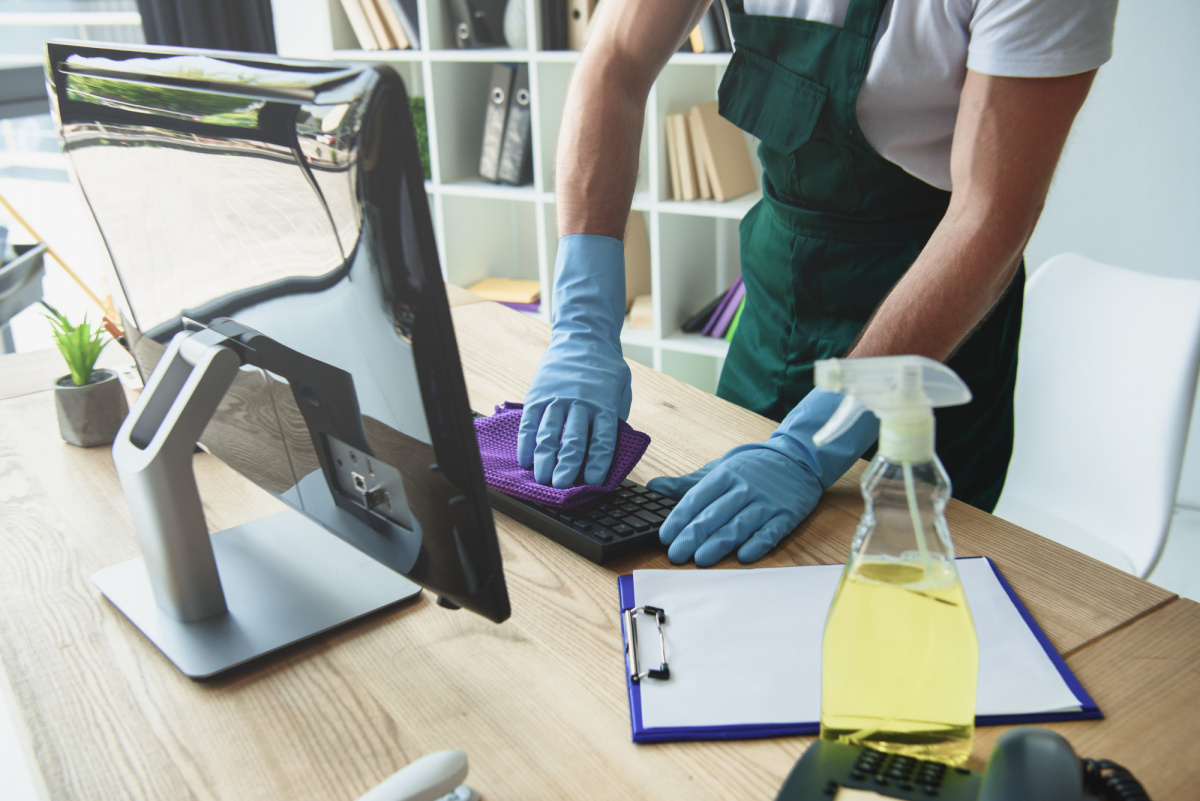 What Mistakes Should I Avoid When I’m Starting a Cleaning Business?