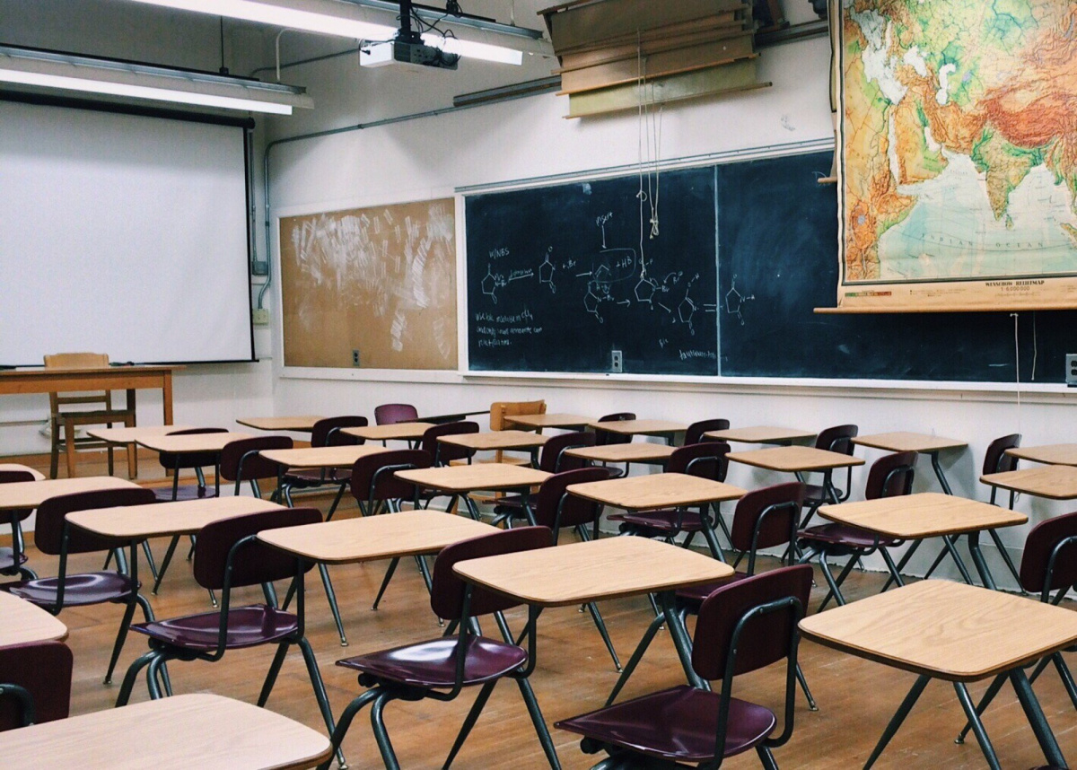 School’s Out. Deep Cleans Are In! Tips for Deep Cleaning Schools