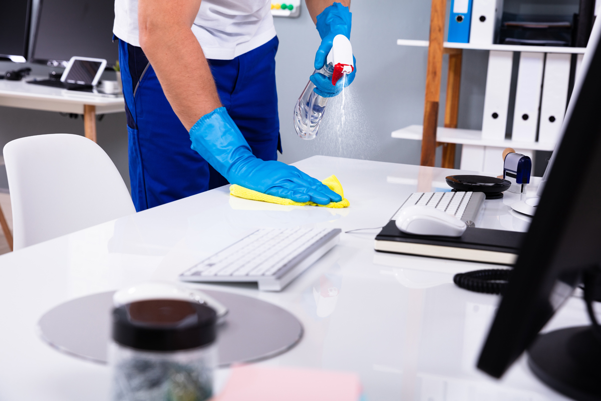 5 Crucial Employee-Focused Reasons for Keeping a Workplace Professionally Clean